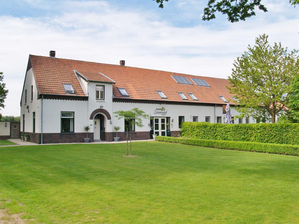 Hotel Lemmenhof Ell Экстерьер фото